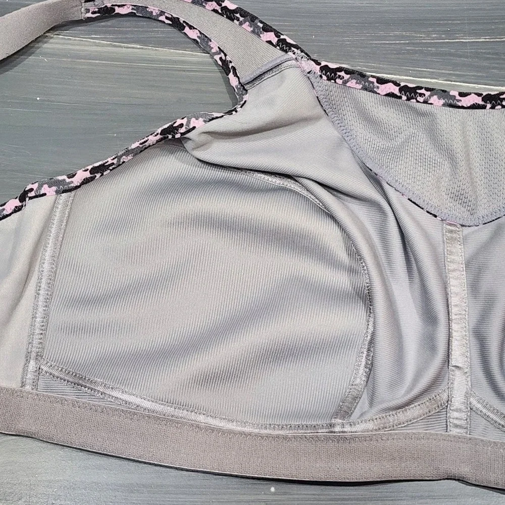 Glamorise‎ Sport Bra 44D Full Figure No Bounce Camisole Wirefree 1066 Gray